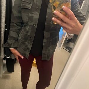 Splendid Green Camouflage Utility Jacket